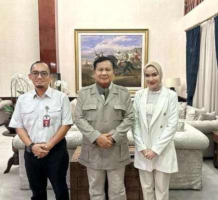 dokter cantik calon istri jubir prabowo bukan orang sembarangan