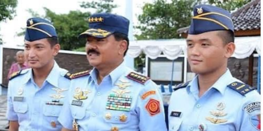 Eks Panglima TNI Hadi Tjahjanto Tiba-Tiba Tulis Nasihat Buat Anak, Isinya Menyentuh