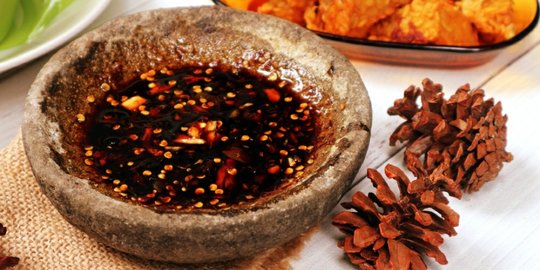 Cara Membuat Sambal Kecap Bawang untuk Cocolan Gorengan