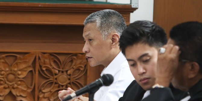 Tidak Jujur di Persidangan, Hendra Kurniawan Dituntut Tiga Tahun Penjara