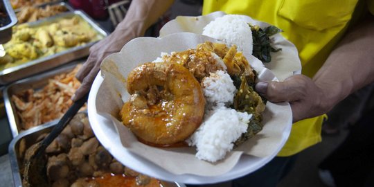 Nikmati Wisata Kuliner di Kampoeng Rana Minang, Ada Tambusu yang Bikin Ngiler