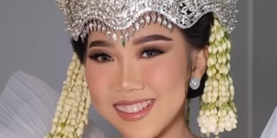 Cantiknya Kiki Saputri di Hari Pernikahannya, Pakai Adat Sunda & Padang