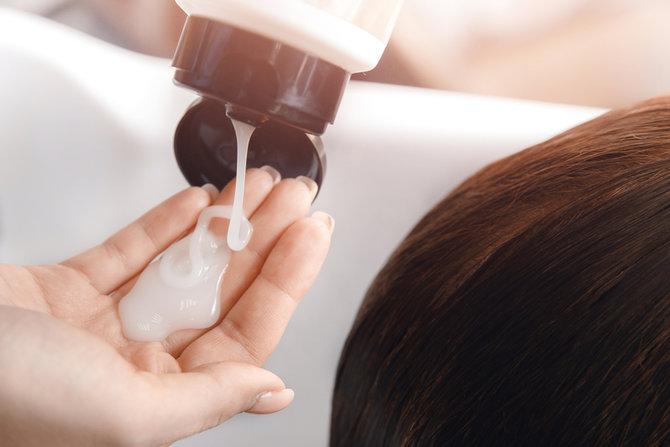 rangkaian hair care yang bisa dicoba untuk atasi rambut kering dan mengembang