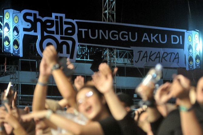 konser sheila on 7