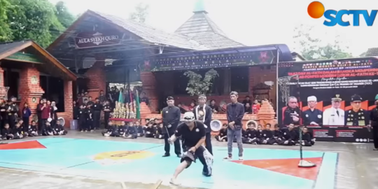 Gagal Atraksi, Pendekar Pencak Silat di Sukabumi Alami Luka Akibat Goloknya Sendiri