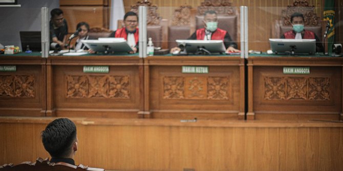 Putri Candrawathi dan Bharada E Hadapi Sidang Replik Hari Ini