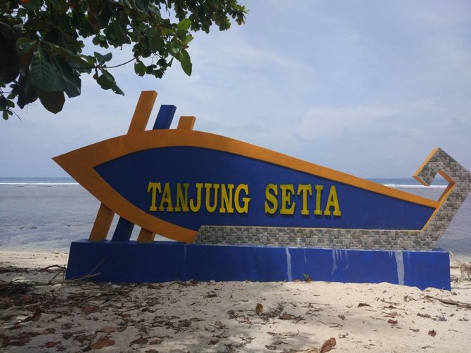 pantai tanjung setia