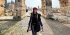 5 Potret Mayang Adik Mendiang Vanessa Liburan di Turki, Penampilannya Curi Perhatian