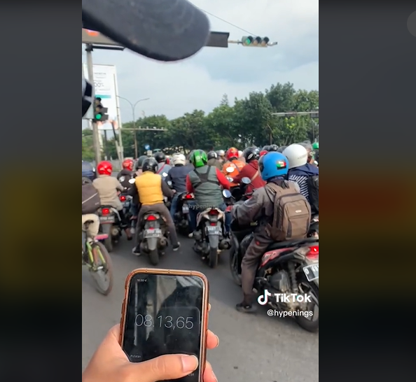 lampu merah di kiaracondong jadi yang terlama di indonesia