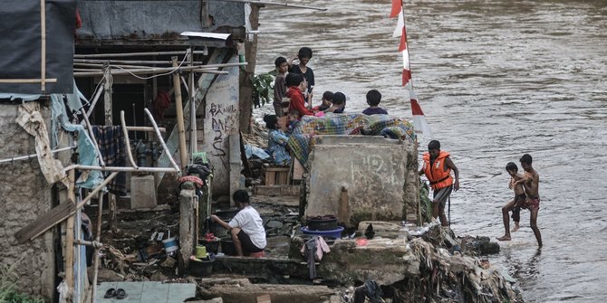 Penjelasan Lengkap soal Kemiskinan Ekstrem Ditarget Jokowi Bisa Hilang di 2024