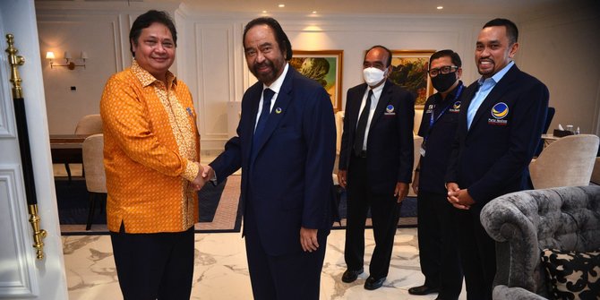 Surya Paloh dan Airlangga Direncanakan Besok Bertemu di DPP Golkar