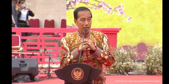 Jokowi soal Reshuffle Kabinet: Besok Rabu Pon, Tunggu Aja