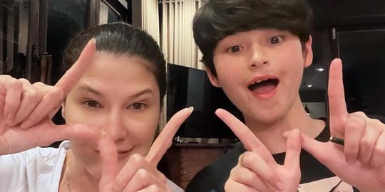 10 Potret Kenzou Anak Bungsu Tamara Bleszynski, Kini Sudah ABG dan Ganteng Banget