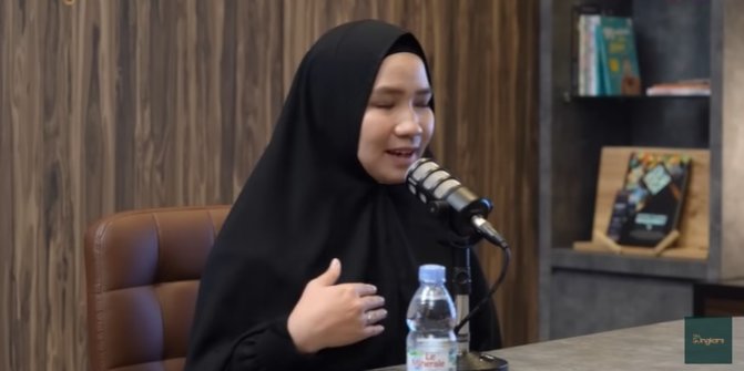 Kisah Dokter Gigi Cantik Jadi Mualaf, Ditentang Suami Sampai KDRT ...