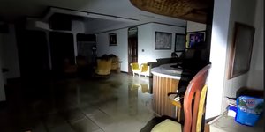 Rumah Mewah Kosong Disebut Milik Pejabat Partai, Perabotan Lengkap & Ada Mobil VW