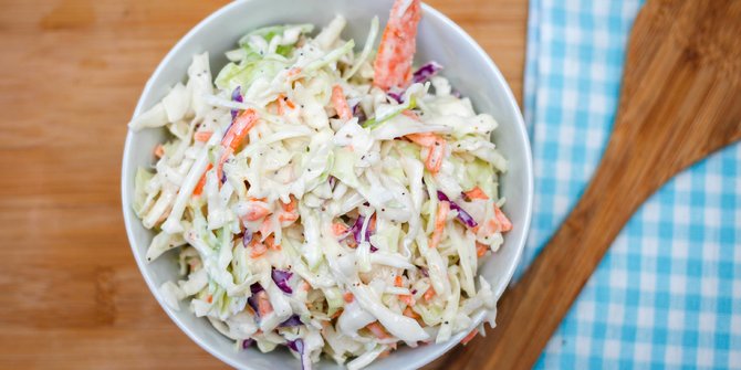 Resep Coleslaw, Salad Kol dan Wortel Simpel untuk Sandwich atau Side Dish