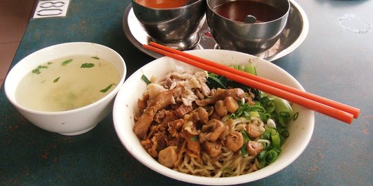 Cara Membuat Mie Ayam Rumahan yang Enak dan Sederhana