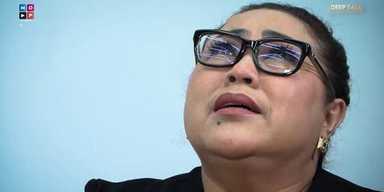 Nunung Srimulat Didiagnosis Idap Kanker Payudara, Berharap Bisa Sembuh