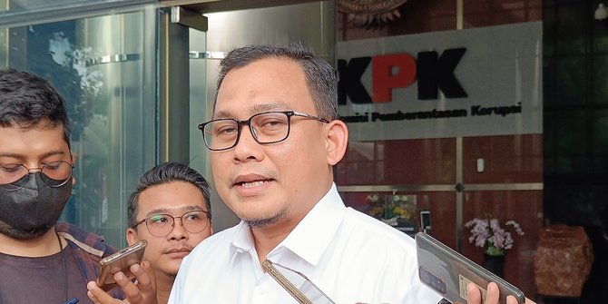 Penjelasan KPK Soal Direktur Penuntutan Fitroh Rohcahyanto Balik ke Kejagung