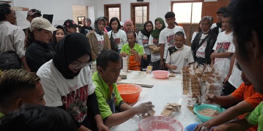 Dua Strategi Pendukung Ganjar Dekati Anak Muda Bandung dan Sukabumi