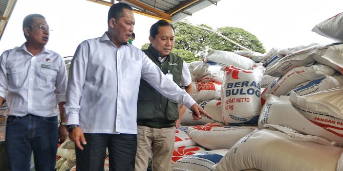 Sidak ke Pasar Induk Beras Cipinang, Budi Waseso Temukan Beras Bulog di Oplos