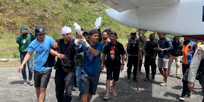 Pemilik Bengkel Motor di Papua Dibacok OTK, Empat Jari Putus