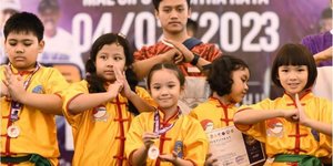 Aksi Keren Gempi Anak Gading dan Gisel Jadi Juara Kompetisi Wushu