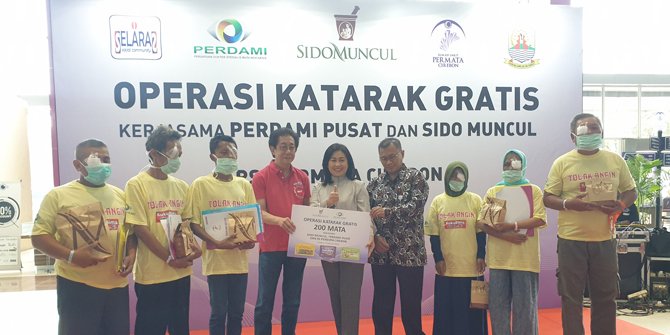 Sido Muncul Bantu 200 Penderita Katarak Dapat Operasi Gratis di RS Permata Cirebon