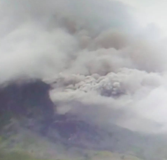 Gunung Semeru Pasca Erupsi, Masih Berstatus Siaga | Merdeka.com