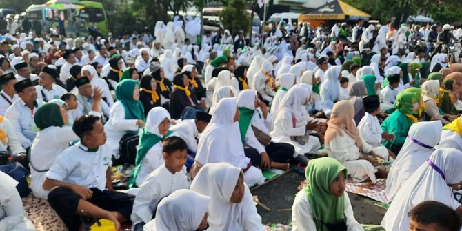 Jemaah NU Padati Jalanan Sidoarjo