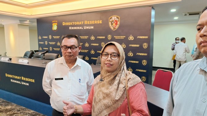 suasana konfrontir bripka madih dan penyidik polda metro