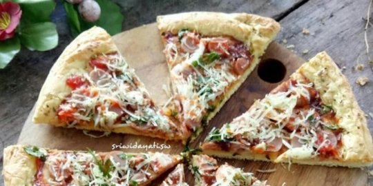 5 Cara Buat Pizza Ala Rumahan, Tanpa Ribet & Dijamin Enak