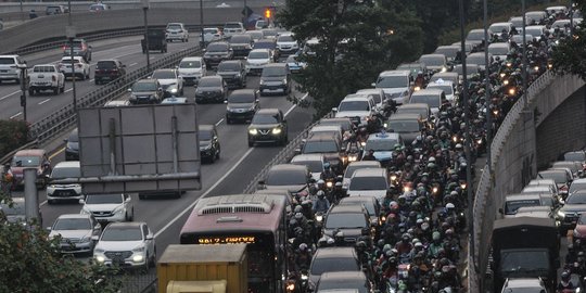 Teknologi Bayar Tol Tanpa Sentuh Kurangi Kemacetan Jakarta 30 Persen