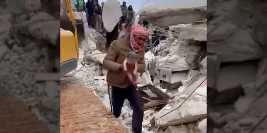 Ibu Hamil Melahirkan di Bawah Puing Bangunan Gempa Turki, Begini Nasib Bayinya