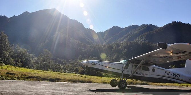 Fakta-Fakta Kelompok Kriminal Bersenjata di Papua Bakar Pesawat Susi Air