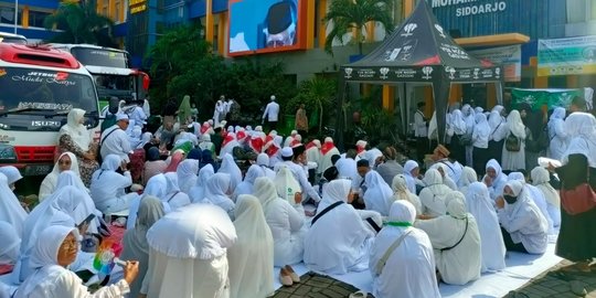 Potret Warga Nahdliyin Nobar Harlah 1 Abad NU di Tempat Muhammadiyah