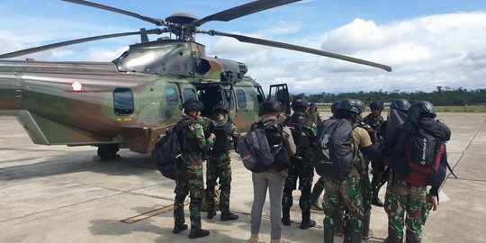 TNI-Polri Evakuasi 15 Penumpang Susi Air di Nduga yang Sempat Disandera KKB