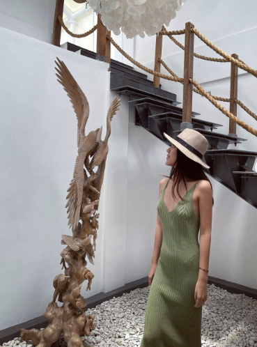 intip potret cantik cleantha islan kekasih teuku rassya yang curi perhatian