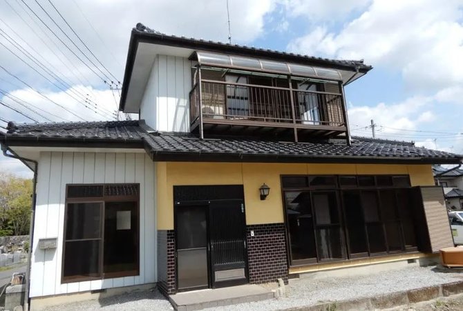 rumah kosong di jepang