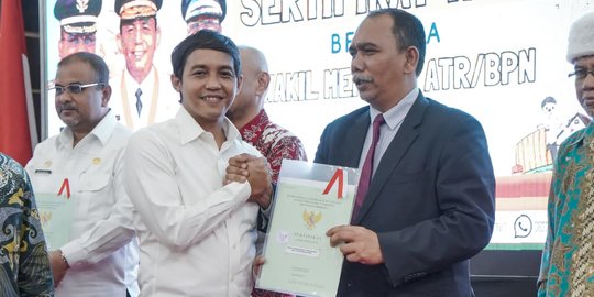 Wamen ATR Akhiri Penantian Gereja HKBP Tanjung Batu