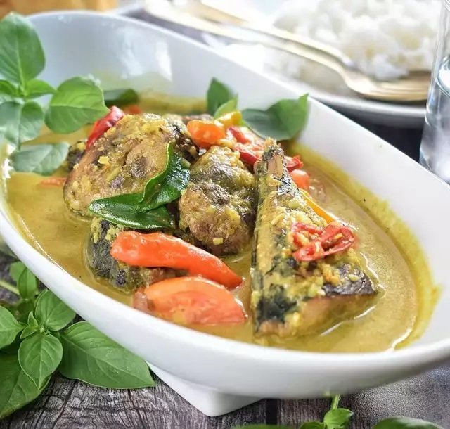 resep ikan tongkol bumbu kuning