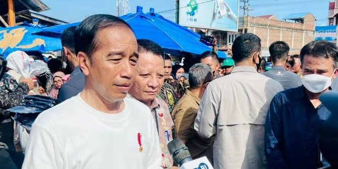 Jokowi: Pasar Tradisional Harus Bersih Tidak Kumuh Agar Pembeli Nyaman