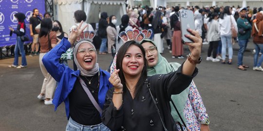 Antusiasme Penggemar Bernostalgia Bareng Westlife di GBK