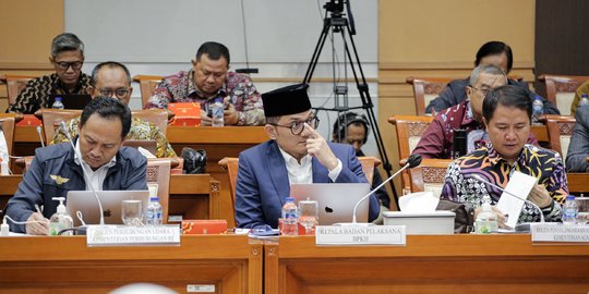 Anggota DPR Inginkan Kenaikan Biaya Haji Tidak Lebih Rp45 Juta ...