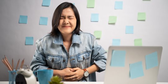 Biar Nggak Tiba-tiba Pingsan, Ini 4 Gejala Maag Akut yang Pantang Diabaikan