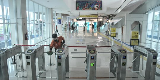 Ribuan Orang Ditolak Masuk Melalui Bandara Soekarno-Hatta karena Alat Ini