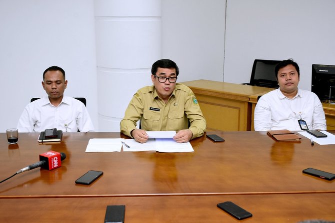 kepala biro perekonomian pemerintah provinsi sumut naslindo sirait