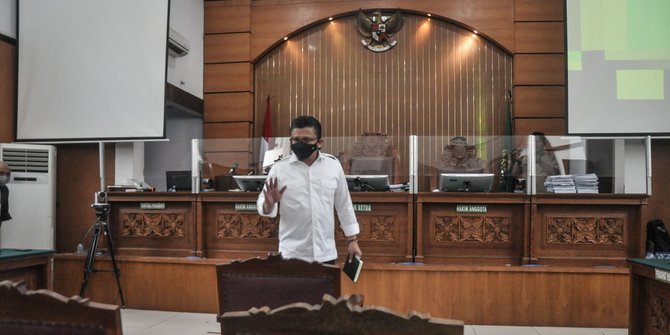 VIDEO: Tangis Keluarga Usai Sambo Divonis Hukuman Mati, Tegaskan Siap Lawan Balik