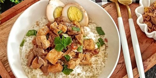 4 Cara Membuat Nasi Bakmoy Khas Peranakan, Lezat dan Mudah Dicoba