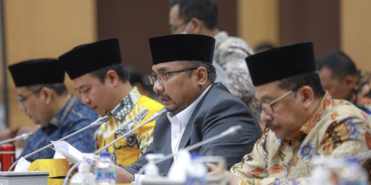 LIVE STREAMING: DPR dan Kementerian Agama Tetapkan Biaya Ibadah Haji 2023